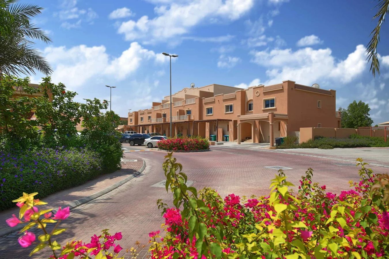 Al Reef Villas luxury residential community masterplan in Abu Dhabi